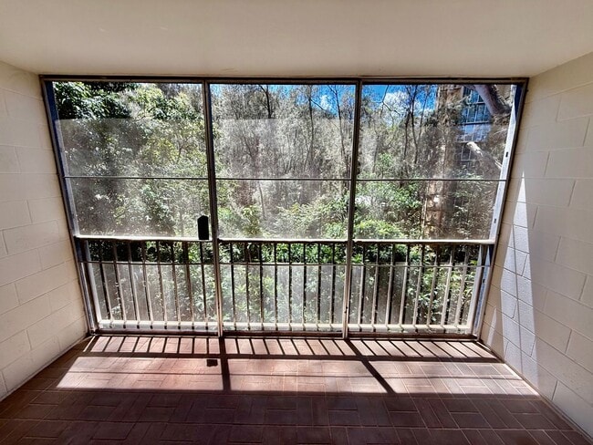 Building Photo - Waikalani Woodlands 2BD/1BA/2PK