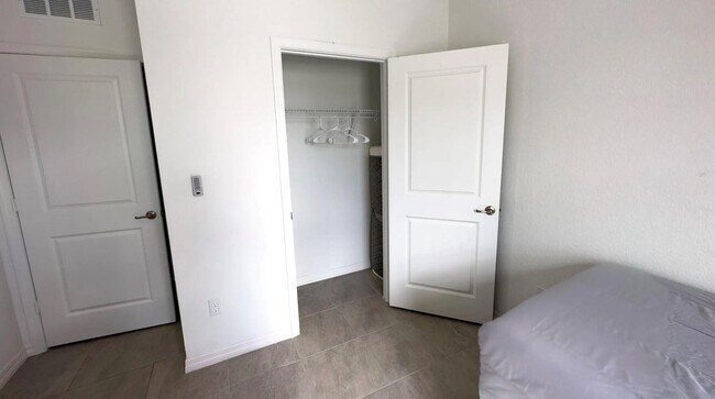 Building Photo - 5114 Armina Pl