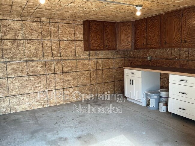 Building Photo - 316 N 13th St