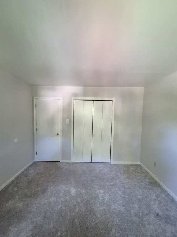 Building Photo - 9019 Double Tree Ln