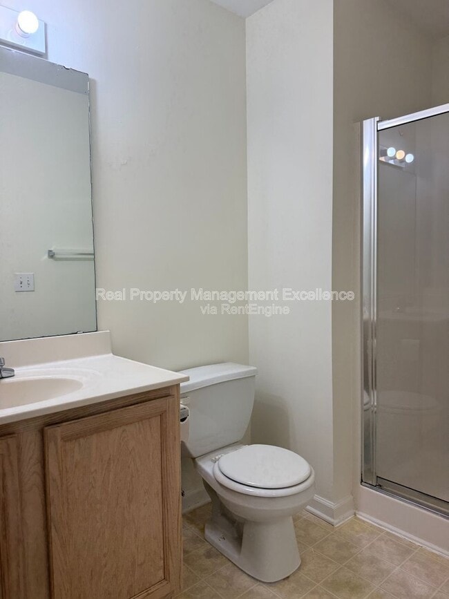 Building Photo - 12 Red Ln