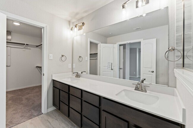 Building Photo - 8021 Scanlan Trl