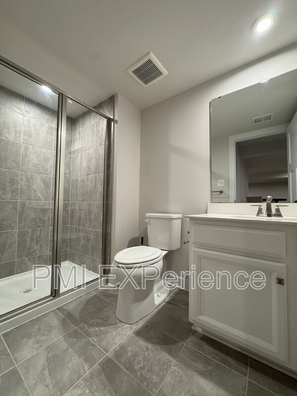 Building Photo - 2609 Skeeter Ct