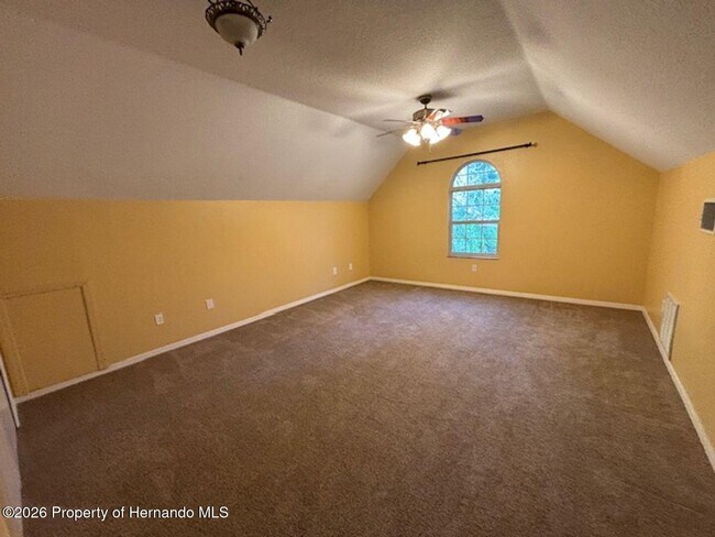 Building Photo - 18816 Cimbora Dr