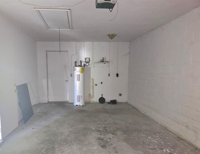 Building Photo - 136 Birmingham Dr