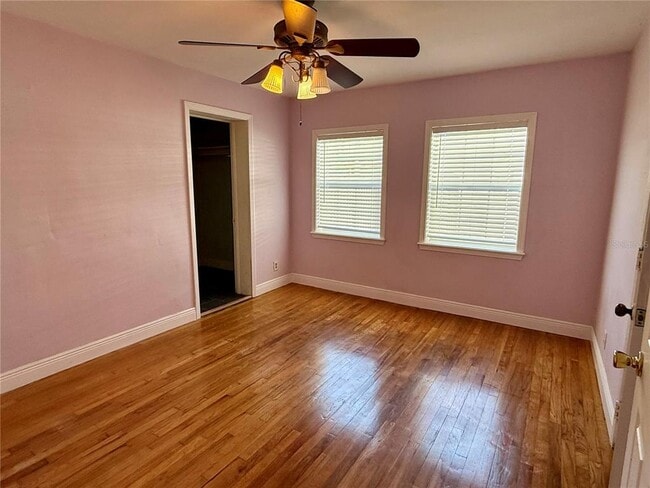 Building Photo - 4313 S Hubert Ave