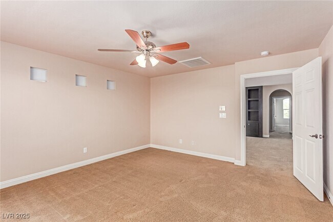 Building Photo - 10275 Headrick Dr