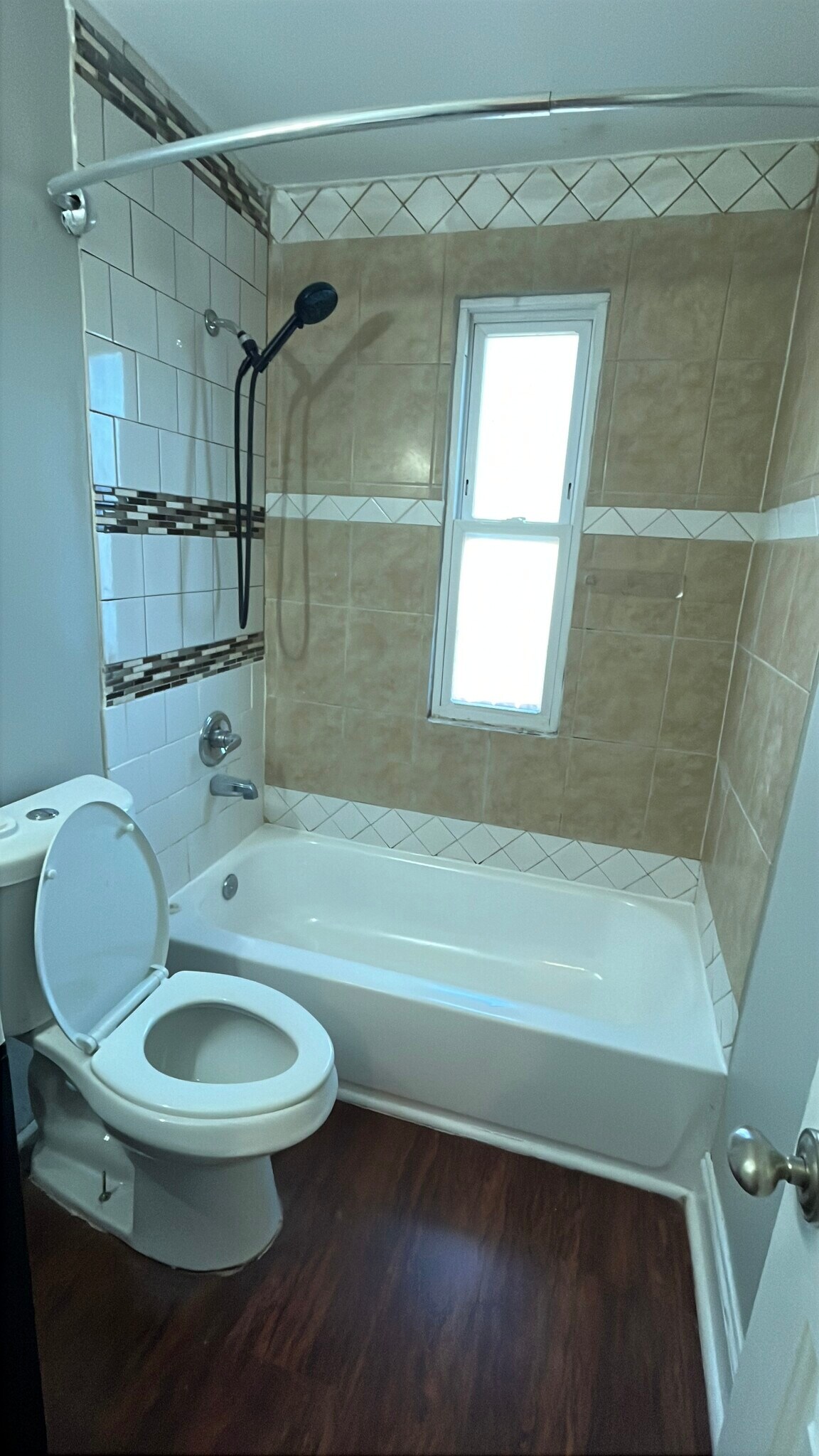 Building Photo - 650 Jett St NW