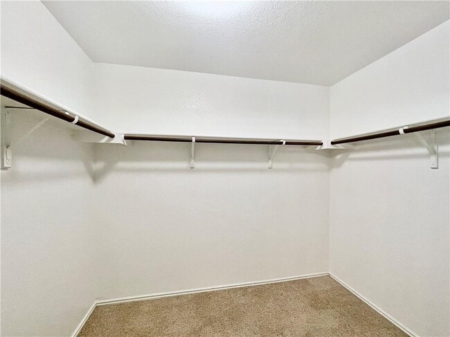 Building Photo - 5909 Ronee Leah Dr