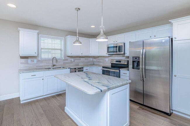 Building Photo - 5200 Shoal Creek Ct