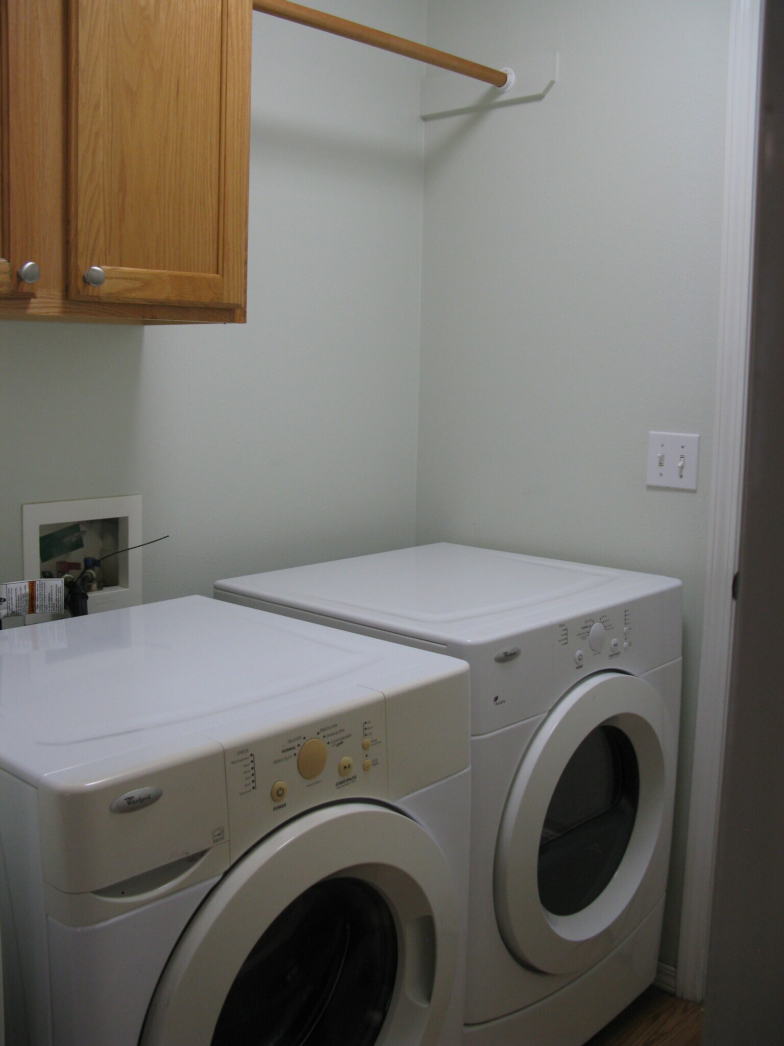 Building Photo - 2020 E Laguna Ave