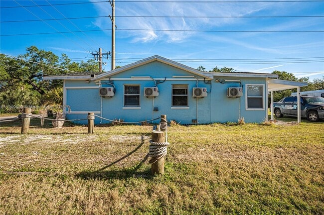 Building Photo - 4504 Oakley St