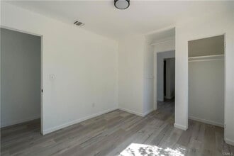 Building Photo - 17955 Cantara St