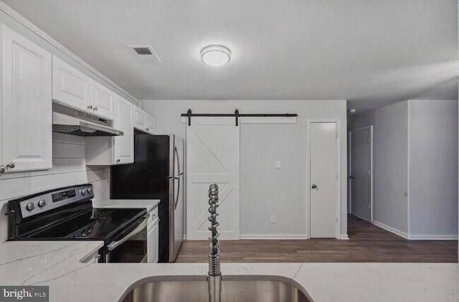 Building Photo - 4506 Luau Ct
