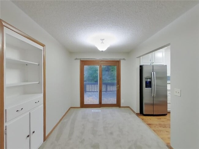 Building Photo - 6928 45th Pl N