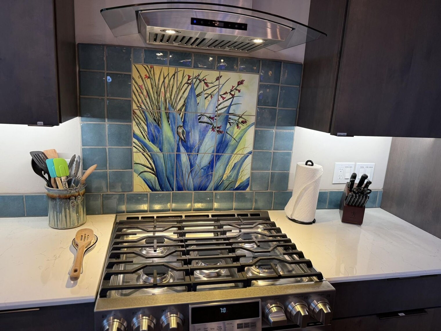 Building Photo - 105 Rojo Dr