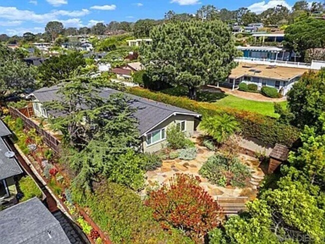 Building Photo - Ideal Location w/ Ocean Views - Perfect Spot for Del Mar Racing Season