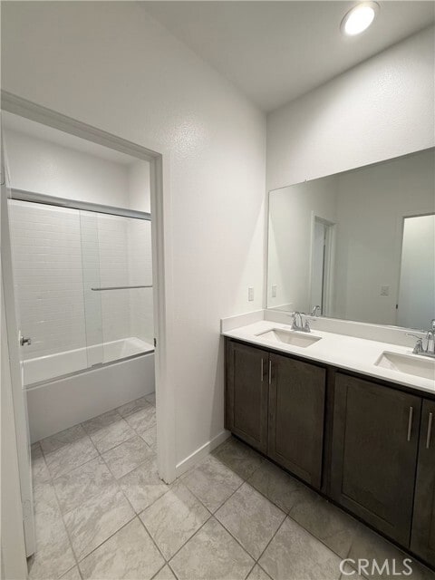 Building Photo - 3881 E Cranbrook Paseo