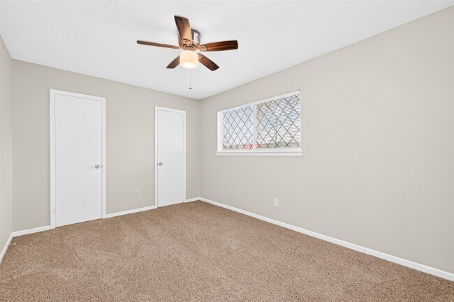 Building Photo - 403 Mistywood Dr
