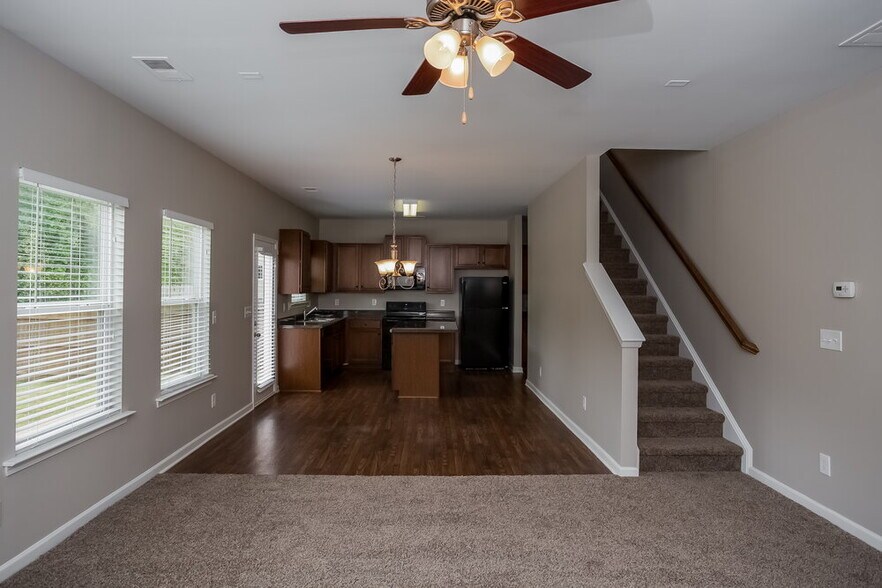 Building Photo - 137 Centerra Springs Dr