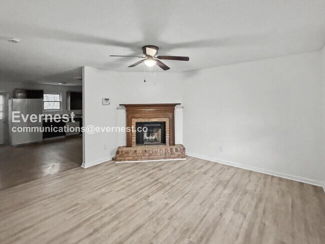 Building Photo - 426 Buckingham Cir