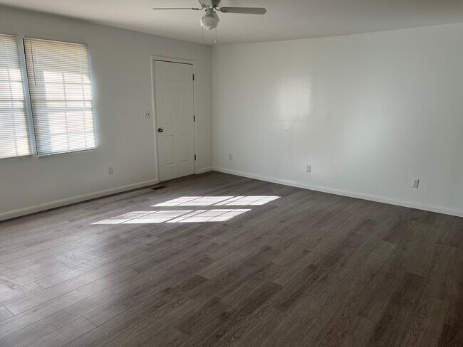 Building Photo - TGProp