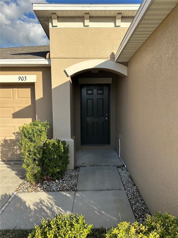 Building Photo - 903 Zone Tailed Hawk Pl