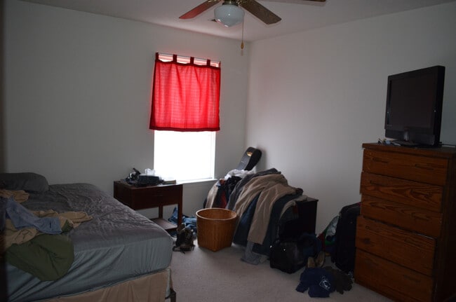 Building Photo - Charming 2-Bedroom Duplex in Prime Harriso...