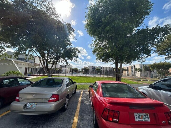 Building Photo - 9401 SW 4th St