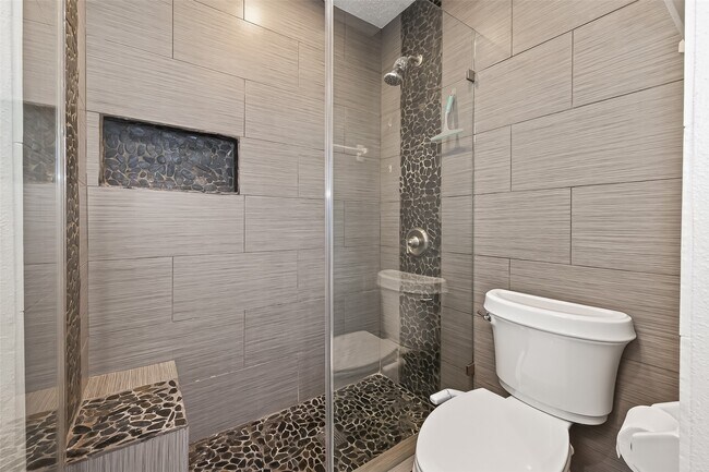 Building Photo - 1506 Apple Park Dr