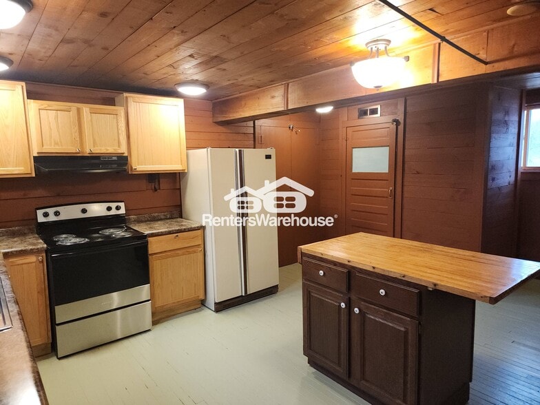 Building Photo - 15252 Co Rd B