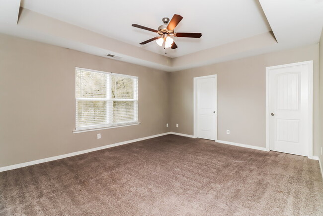 Building Photo - 89 Moss Way