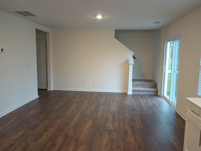 Building Photo - 1144 Aspen Ter