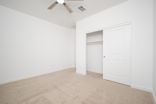 Building Photo - 14844 S 179th Ave
