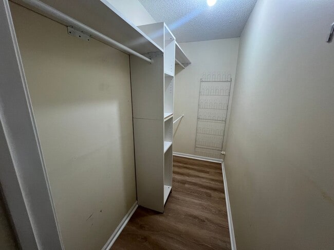 Building Photo - 2 Bed 2 Bath Condo