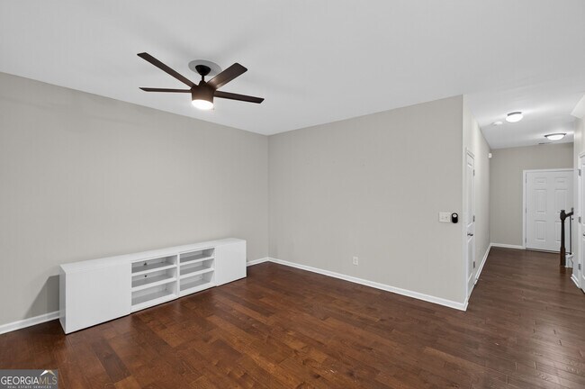Building Photo - 127 Seabreeze Ct
