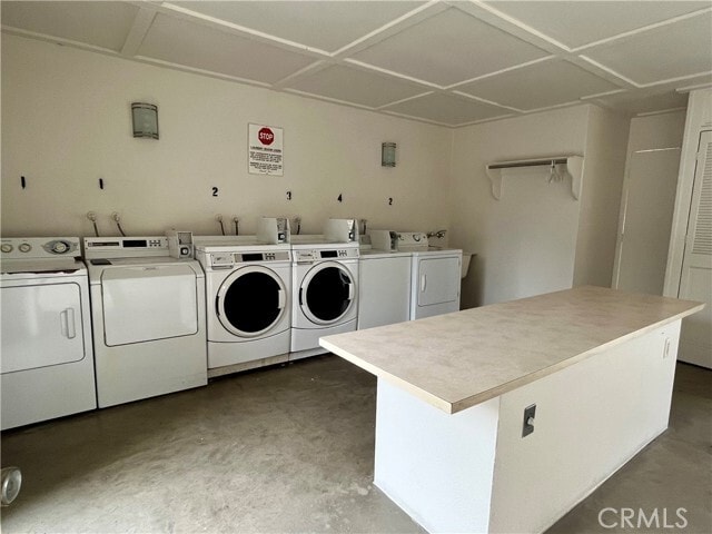 Building Photo - 2057 Via Mariposa E