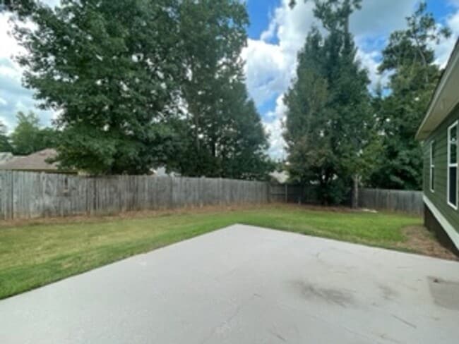 Building Photo - 821 Bristol Court