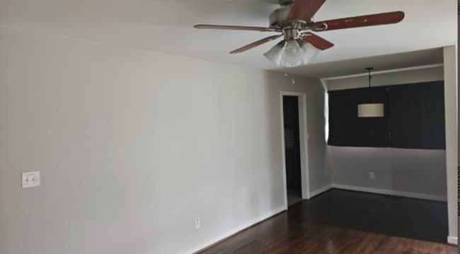 Building Photo - START BOOKING YOUR SHOWING!! MOVE IN READY...