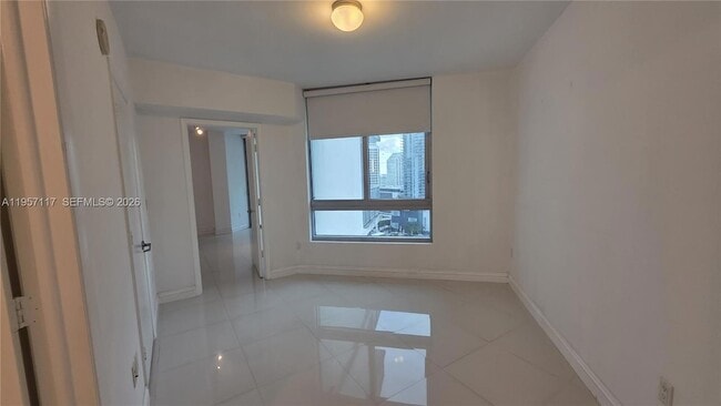 Building Photo - 350 S Miami Ave