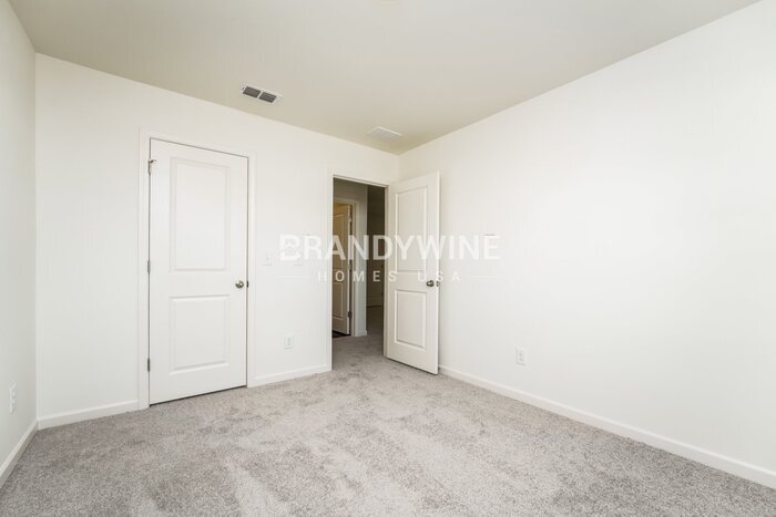 Building Photo - 74 Otway Lp