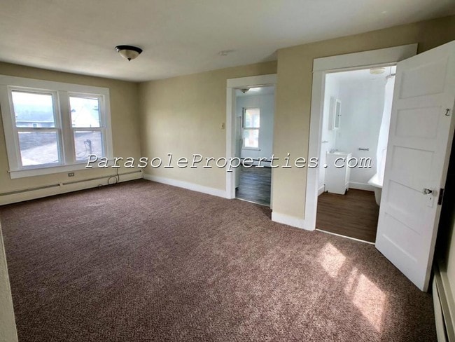 Building Photo - 49 James St