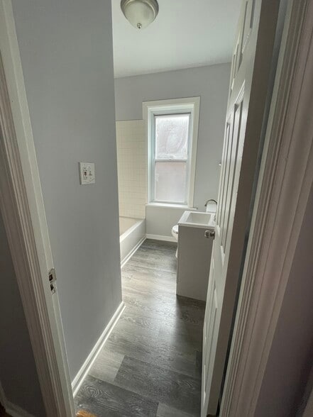 Building Photo - 7912 S Bishop St