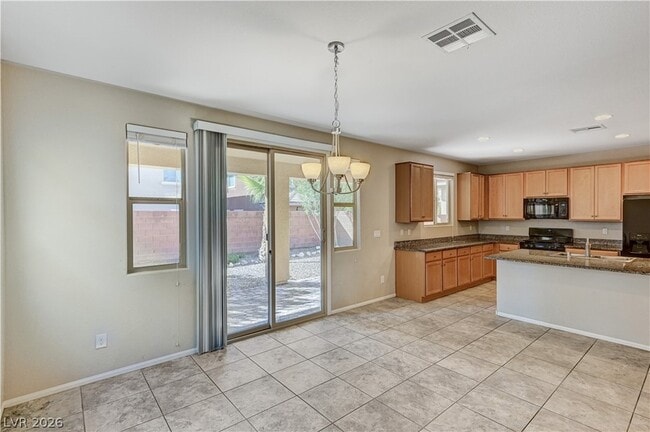 Building Photo - 10679 Country Knoll Way