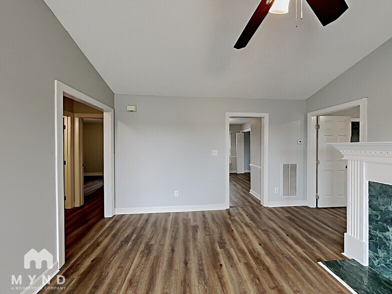 Building Photo - 508 Yellow Berry Run