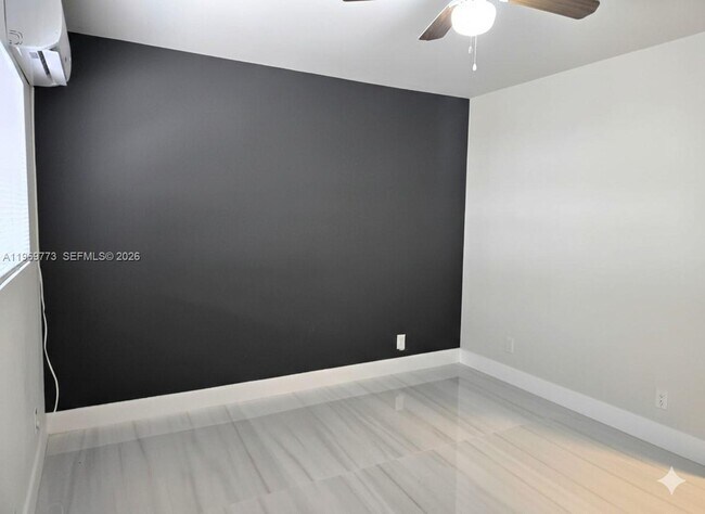 Building Photo - 1832 Rodman St