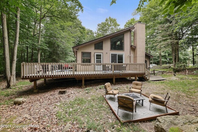 Building Photo - 2933 Melody Ln