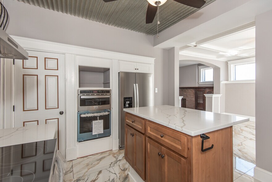 Building Photo - 3100 Potomac St