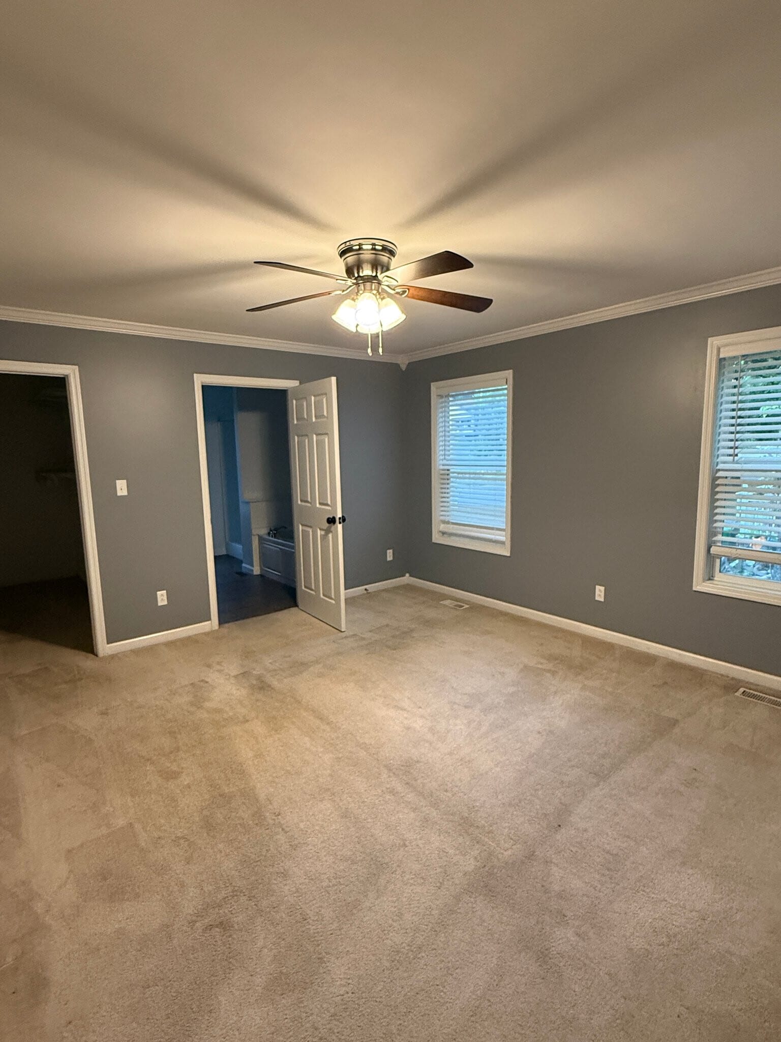 Building Photo - 135 Hogan Rd