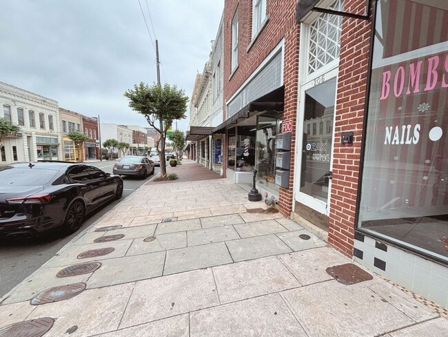 Building Photo - Garnett Street Apartments